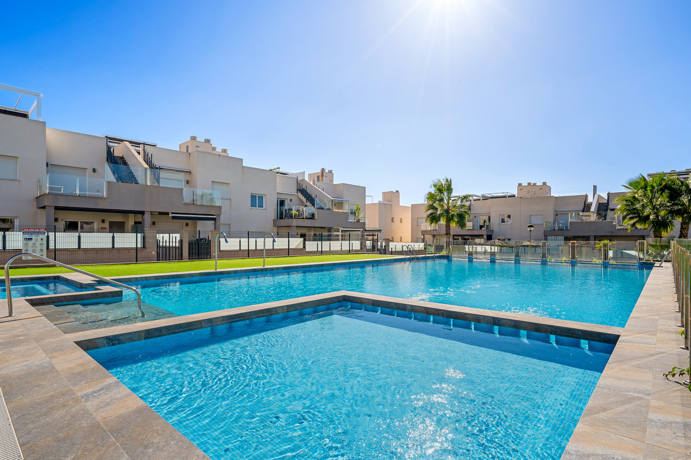 Dining area in bungalow for sale in Torrevieja