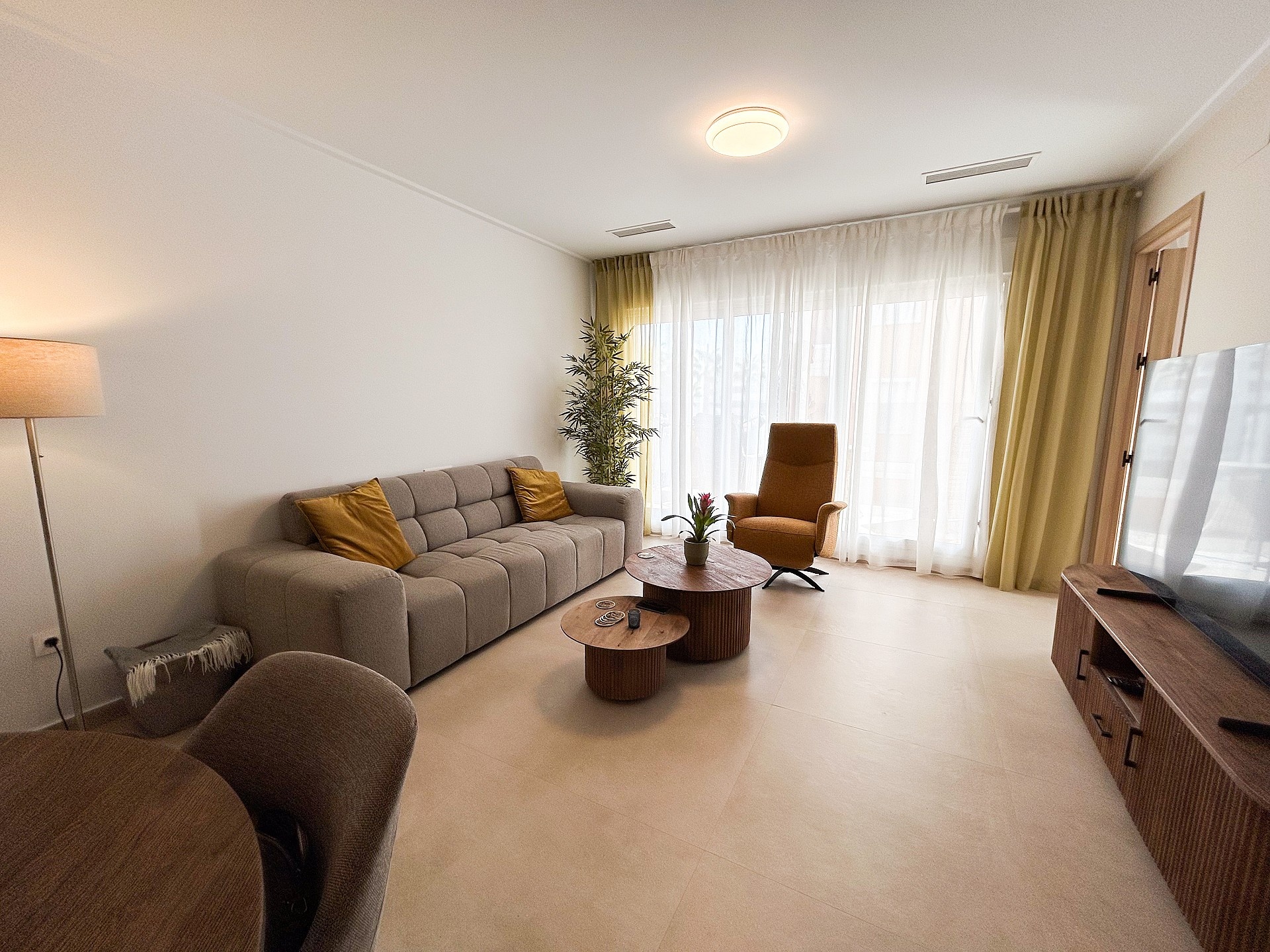 Kitchen in apartment for sale in El Raso