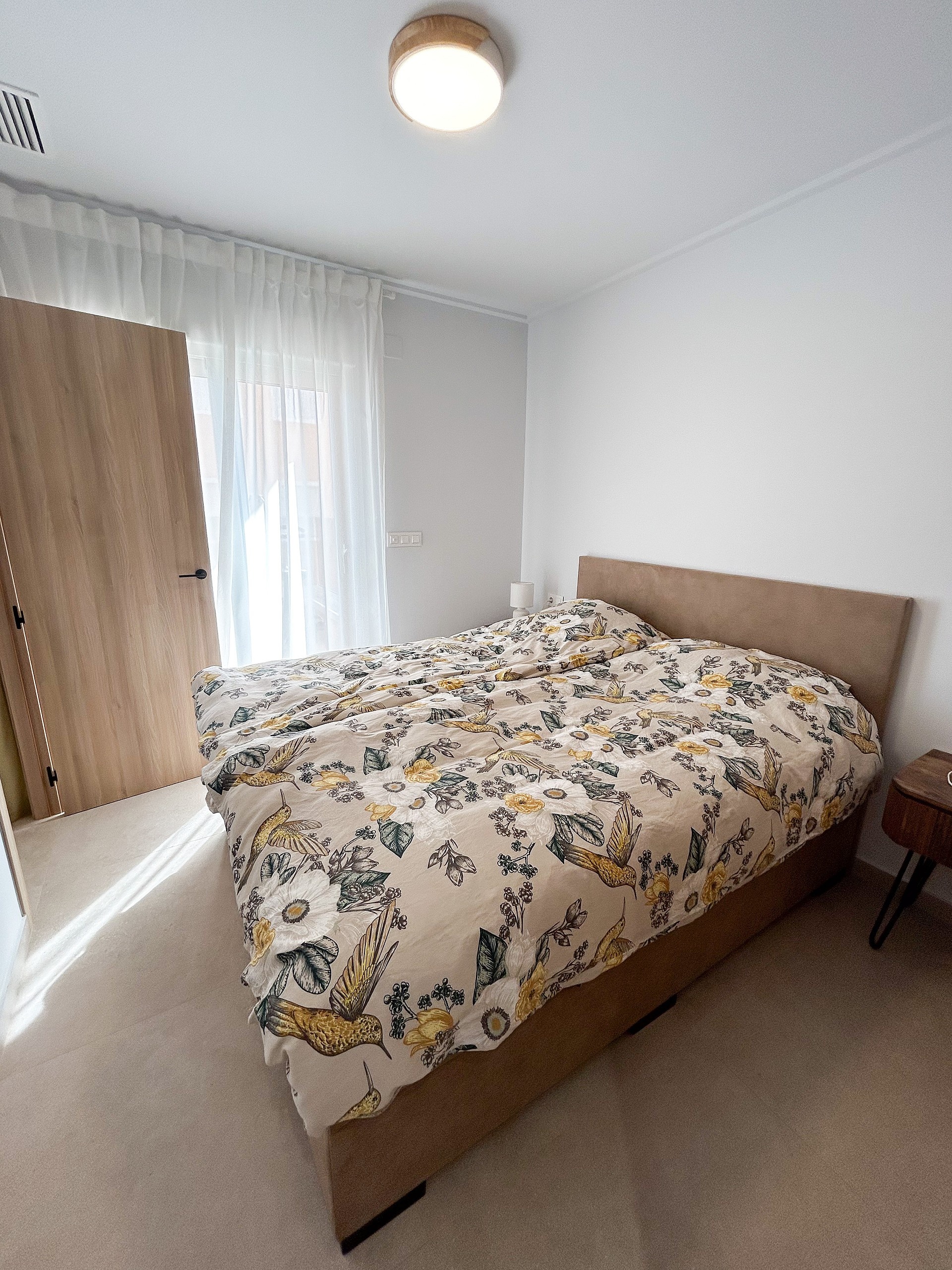 Bathroom in apartment for sale in El Raso