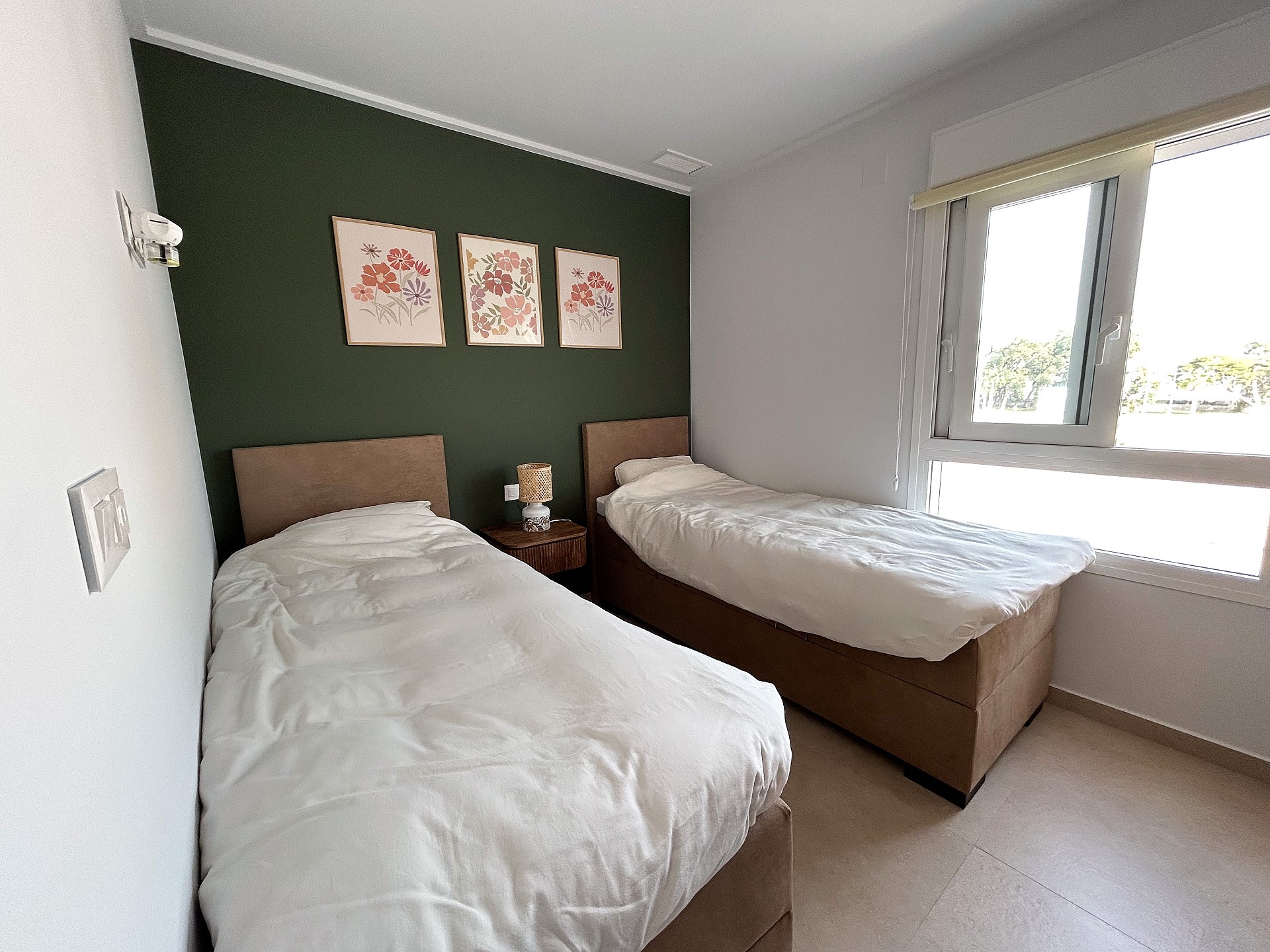 Terrace in apartment for sale in El Raso