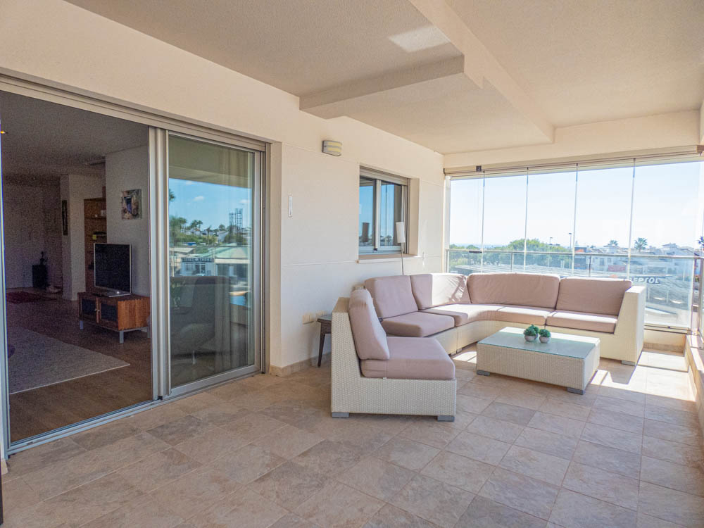 Terrace in apartment for sale in Los Dolses