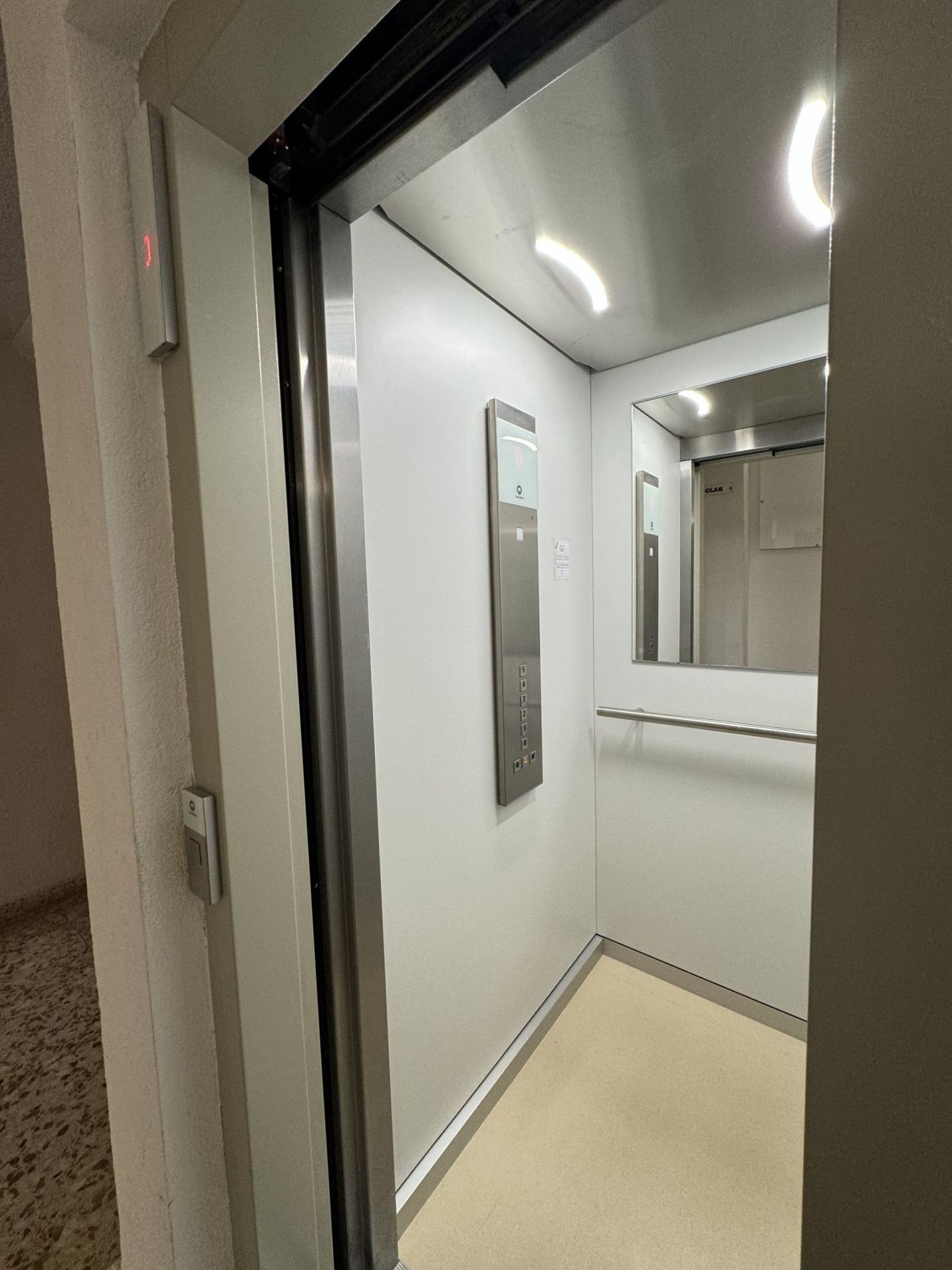 Living room in apartment for sale in Torrevieja