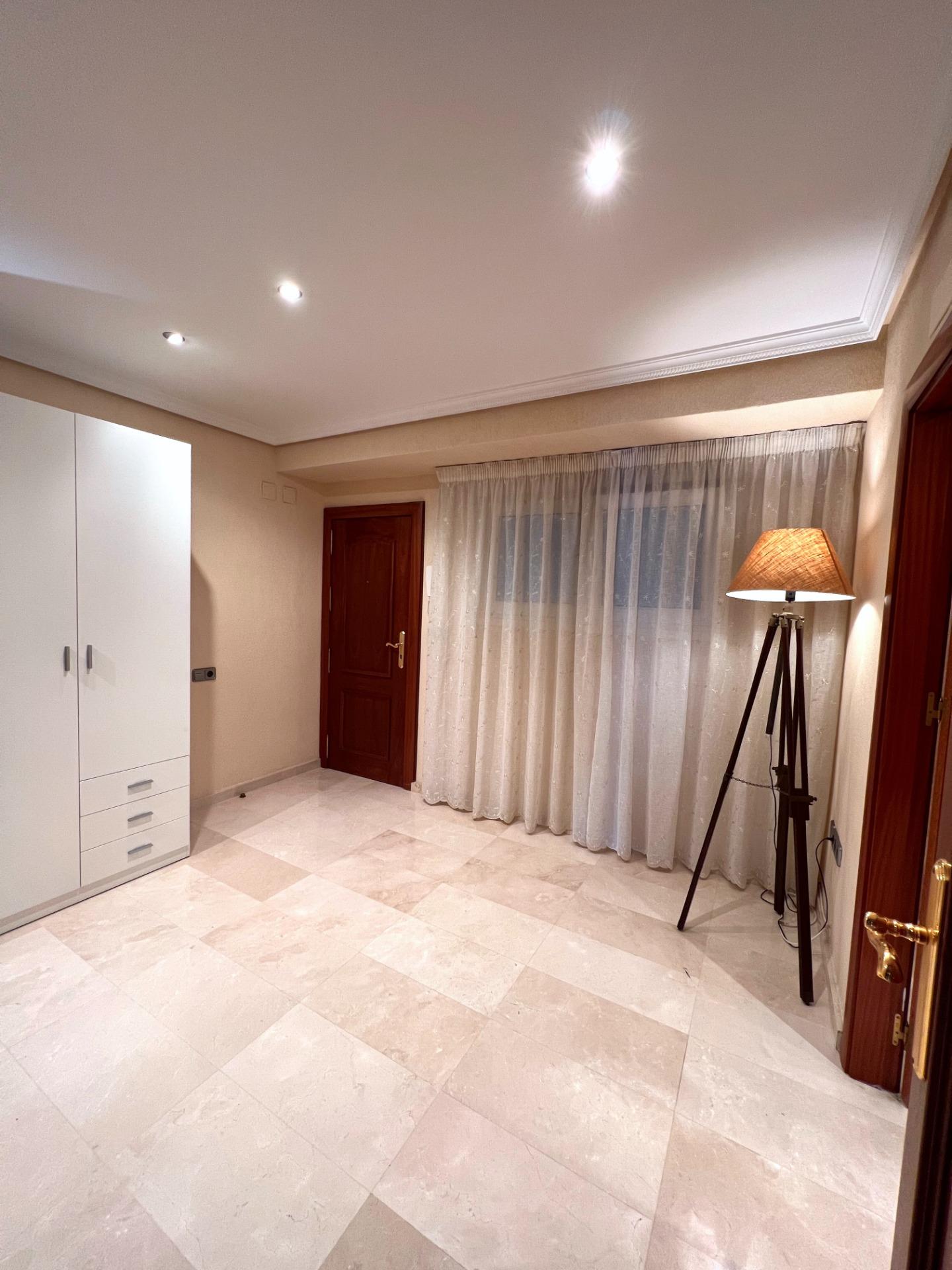 Exterior view in duplex for sale in Torrevieja