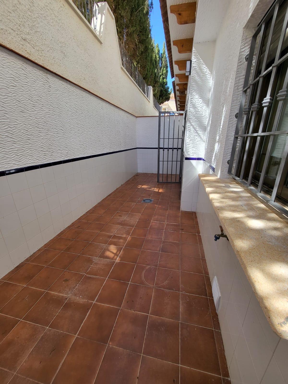 Dining area in villa for sale in San Miguel de Salinas