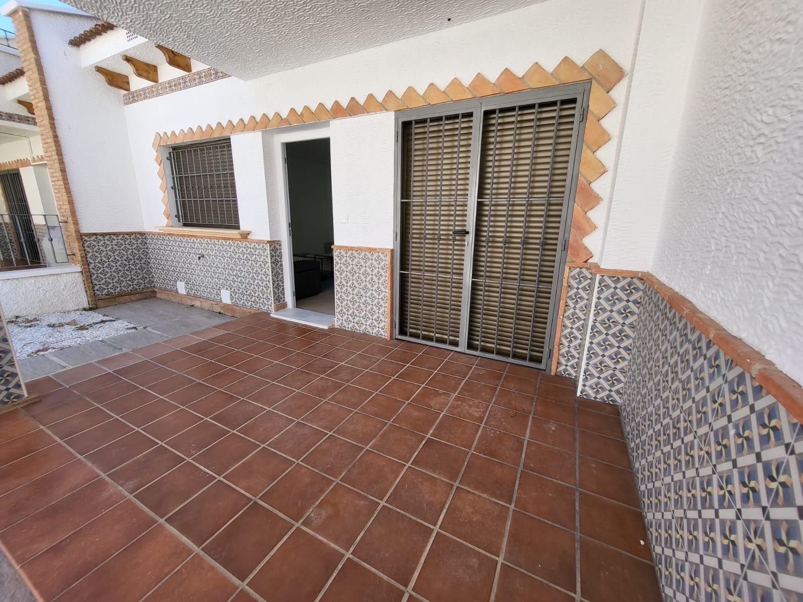 Garden in villa for sale in San Miguel de Salinas