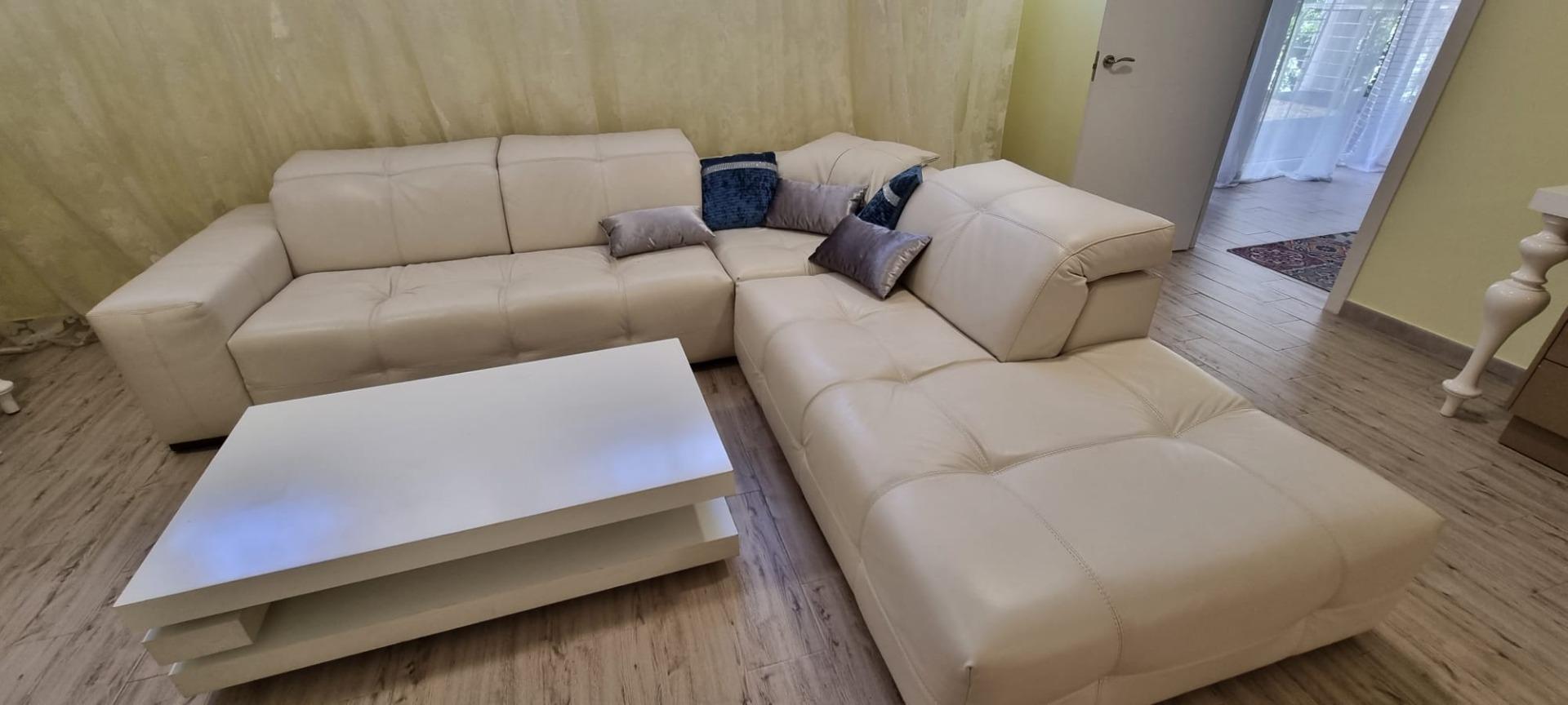 Living room in villa for sale in Altea