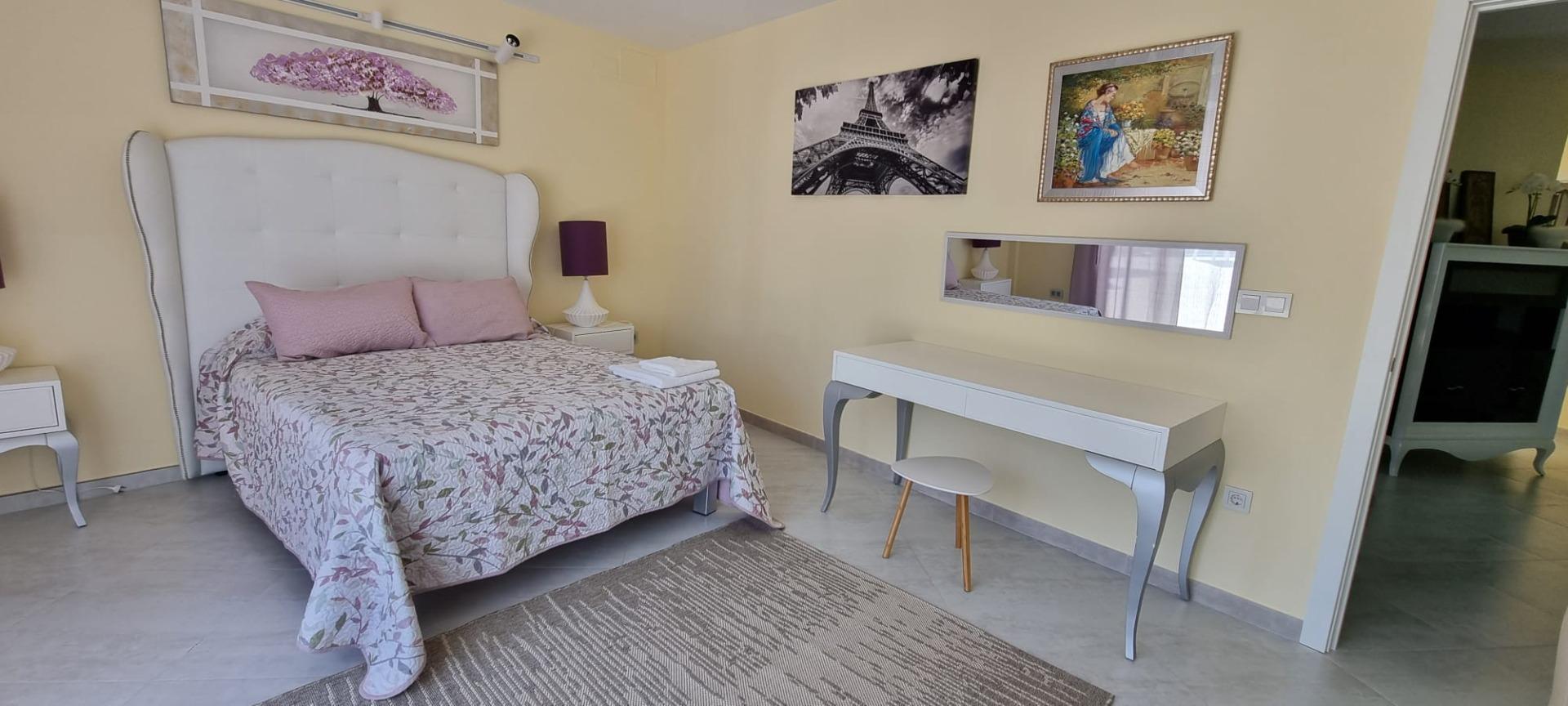 Garden in villa for sale in Altea