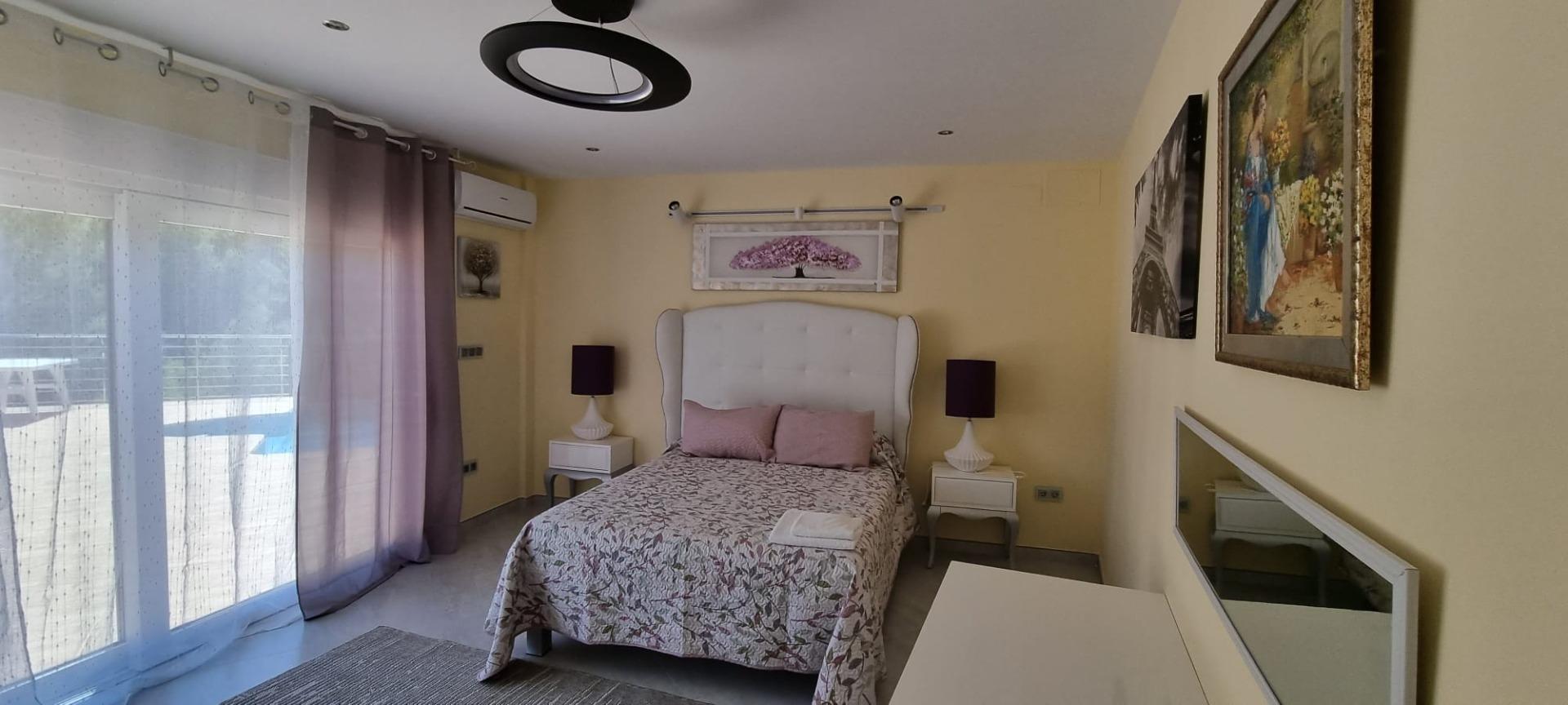 Dining area in villa for sale in Altea
