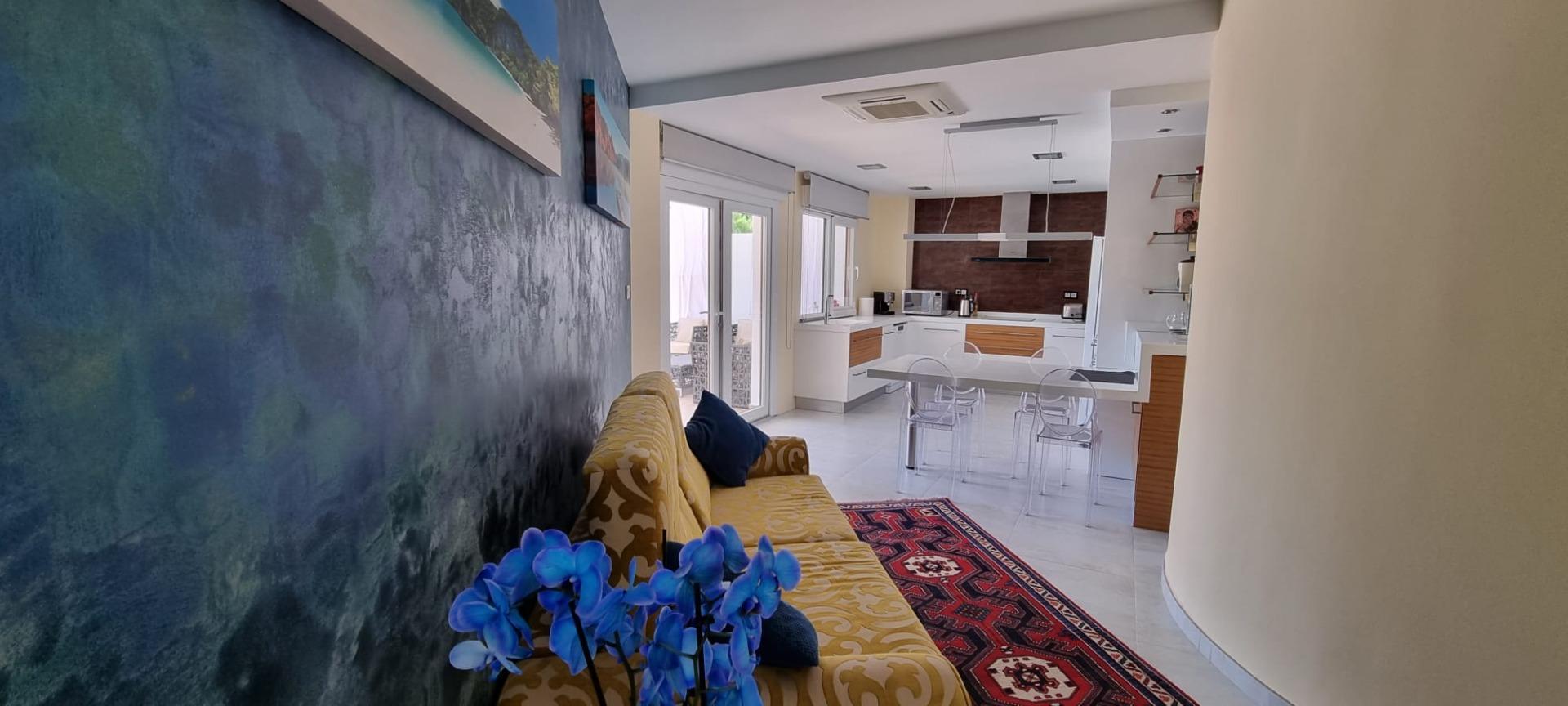 Dining area in villa for sale in Altea