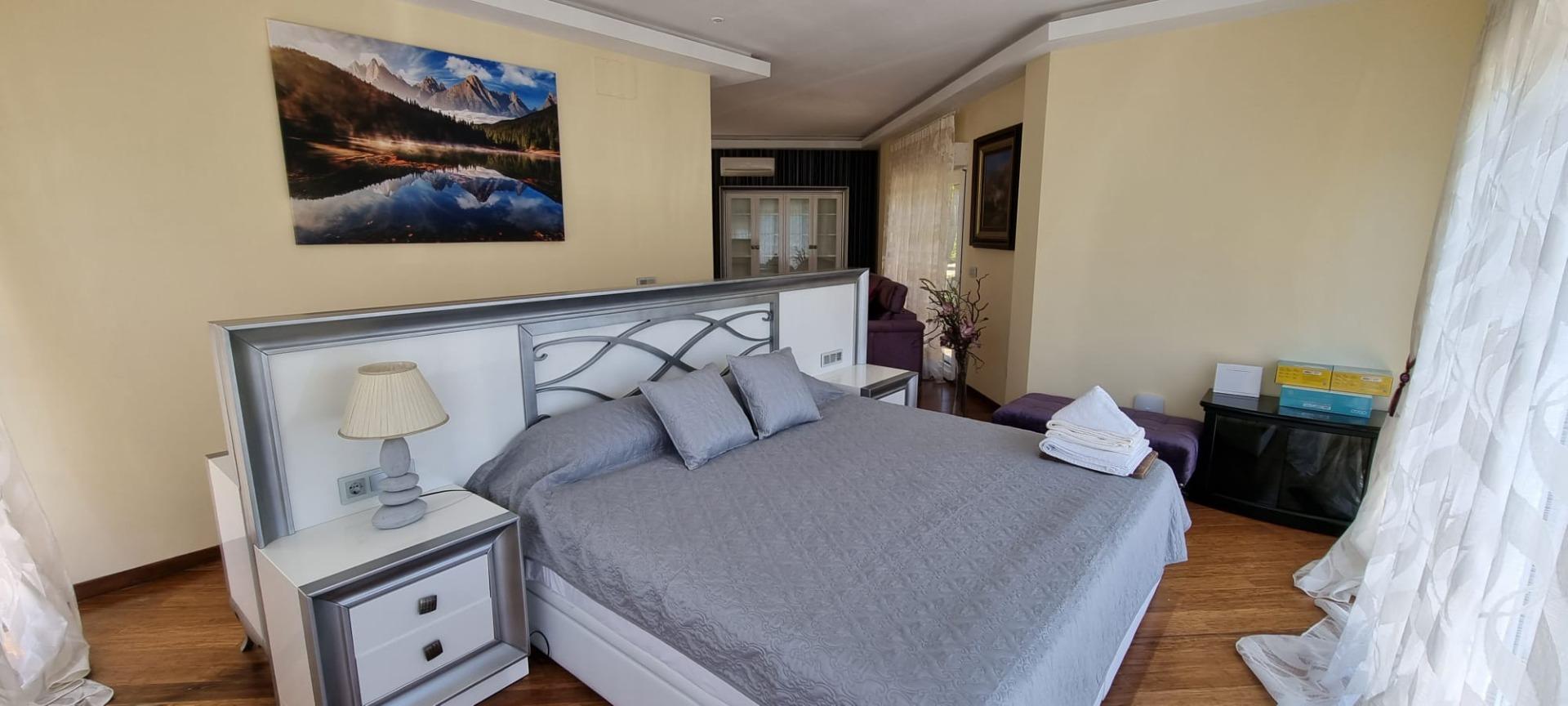 Bathroom in villa for sale in Altea