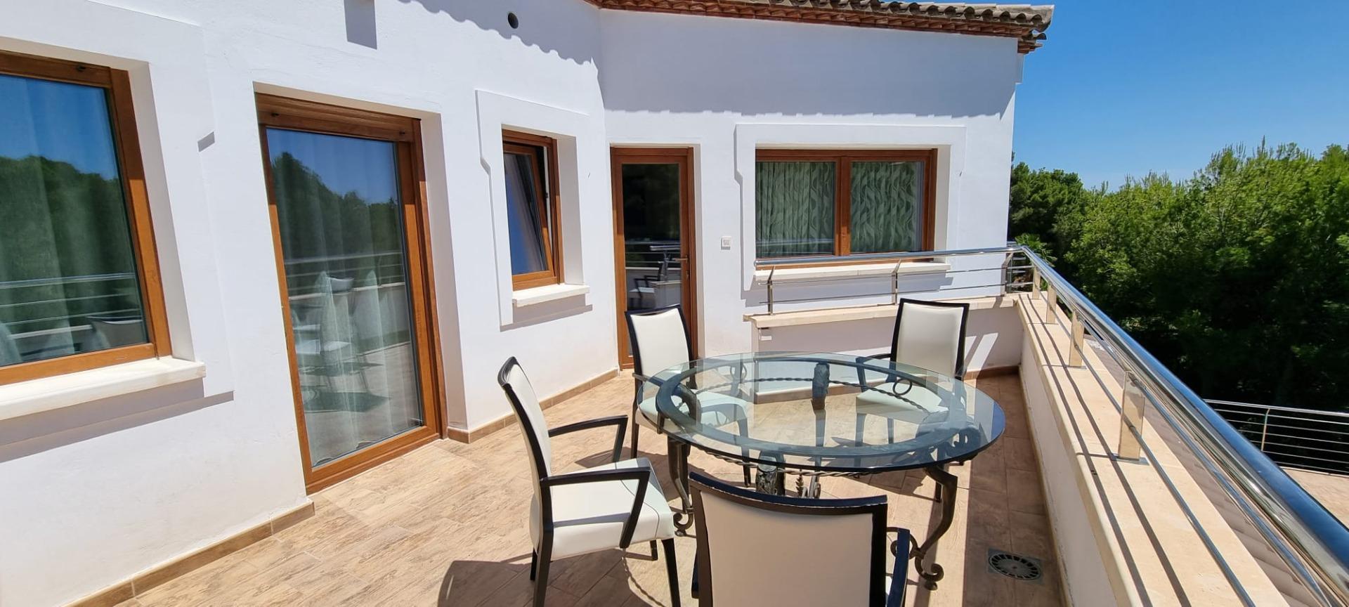 Terrace in villa for sale in Altea