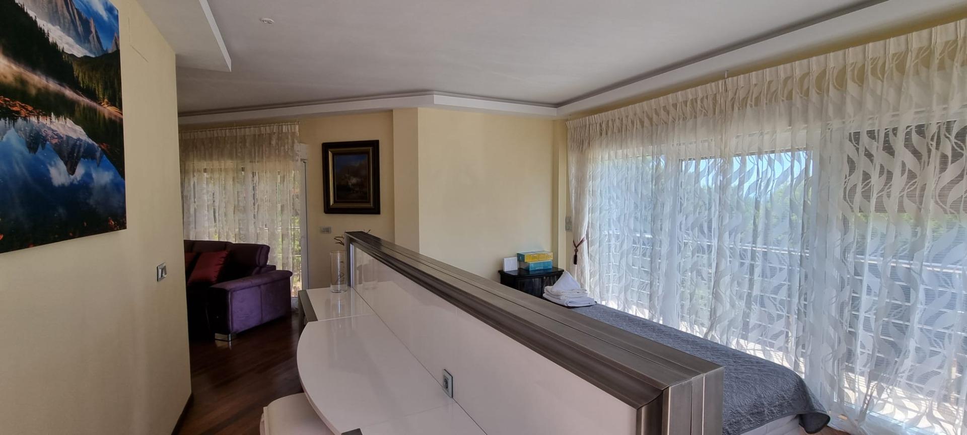 Garden in villa for sale in Altea