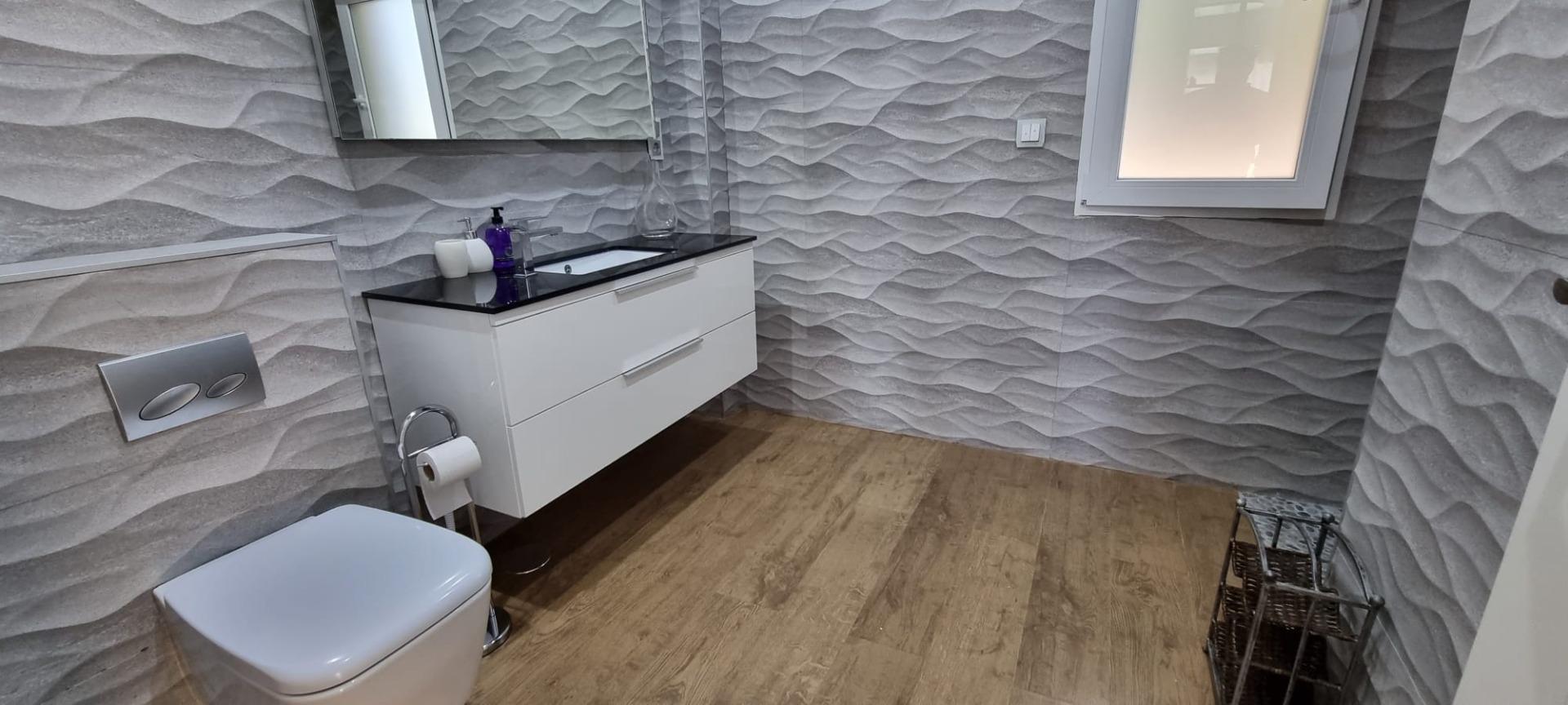 Bedroom in villa for sale in Altea