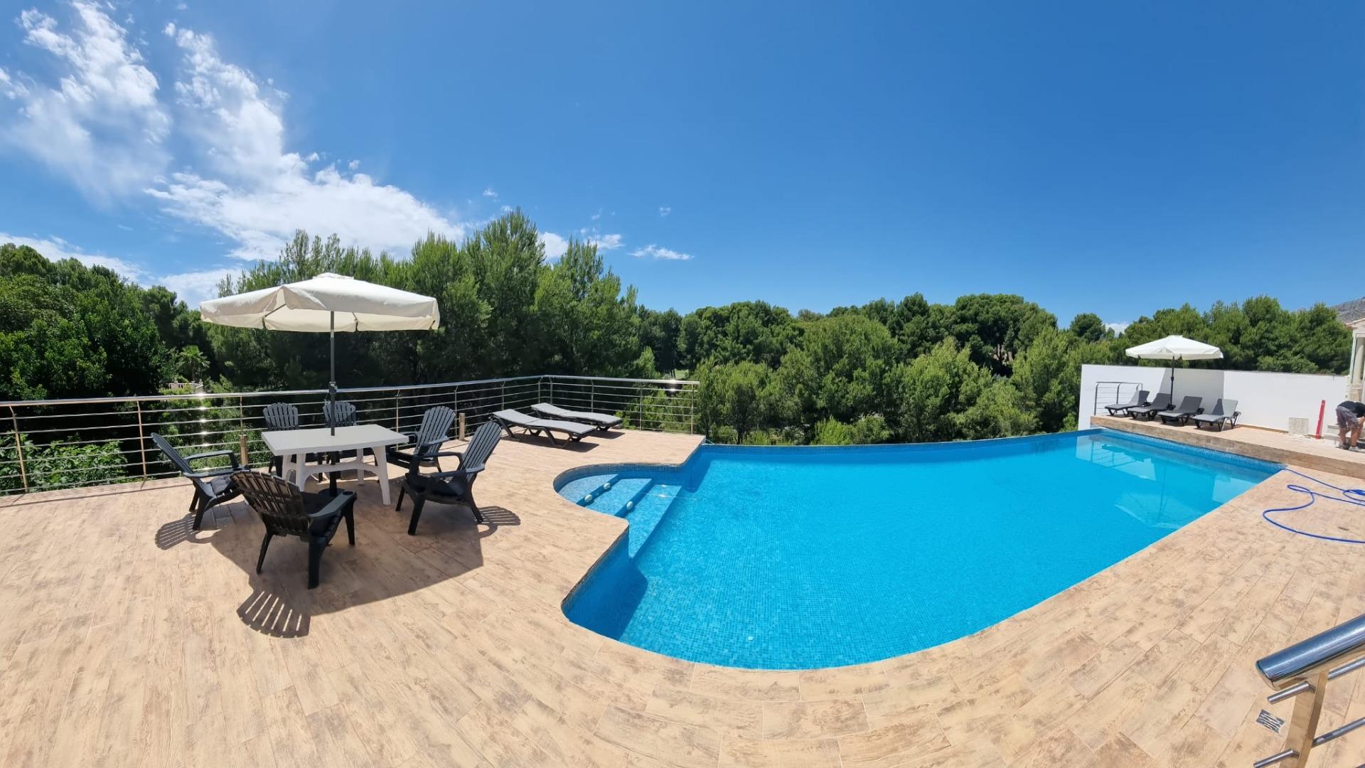 Terrace in villa for sale in Altea