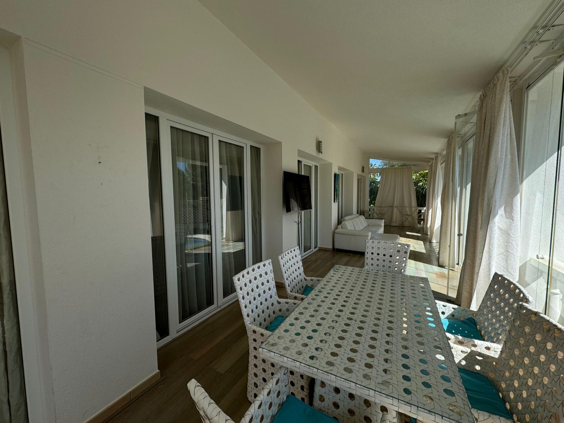 Living room in villa for sale in Altea