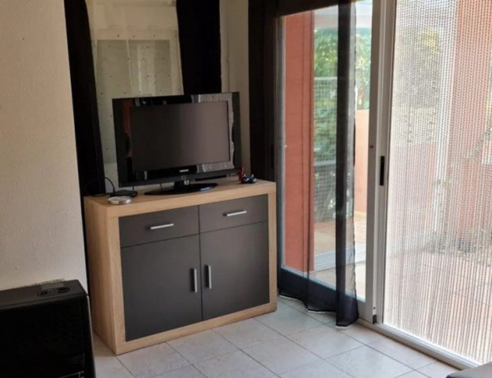 Bedroom in villa for sale in Alfas del Pi