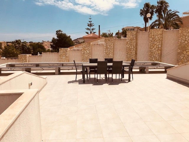 Kitchen in villa for sale in Rojales