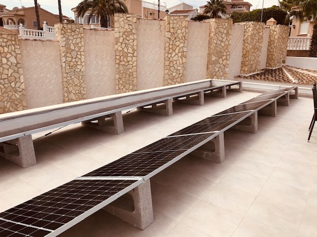 Dining area in villa for sale in Rojales