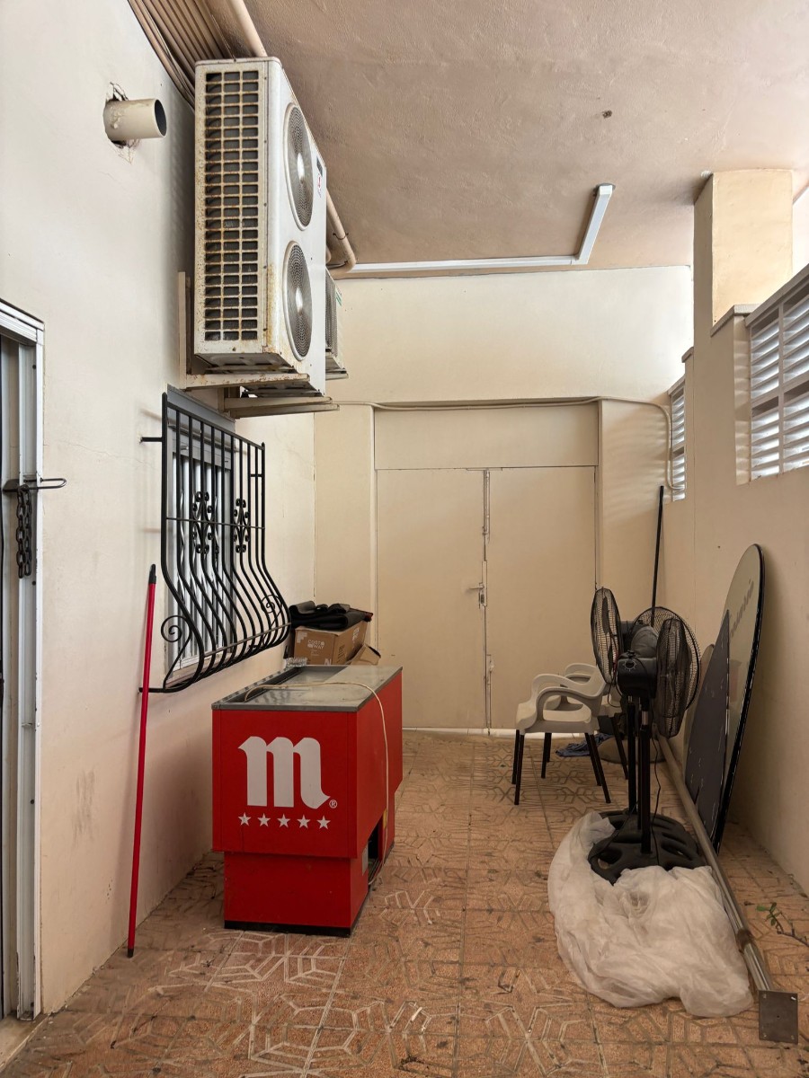 Bedroom in commercial for sale in Calpe