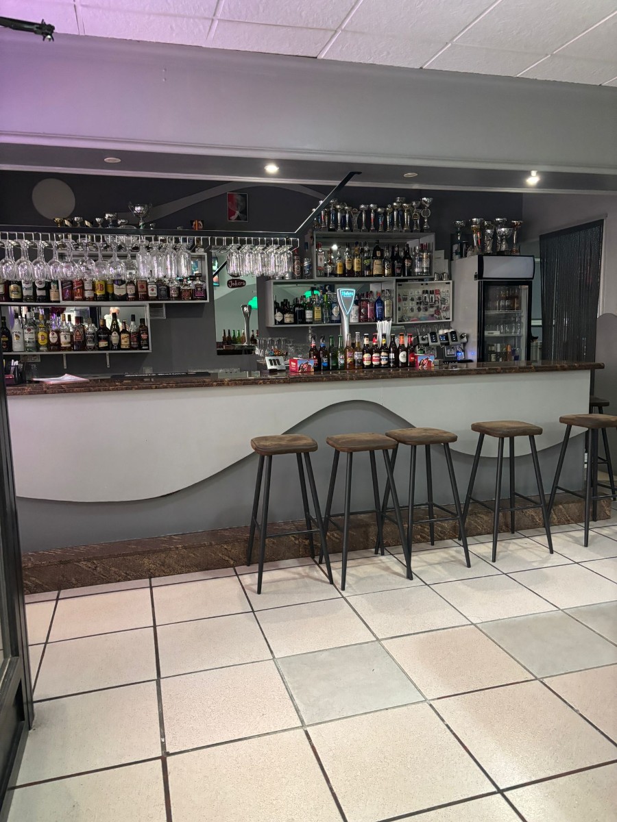 Bedroom in commercial for sale in Calpe