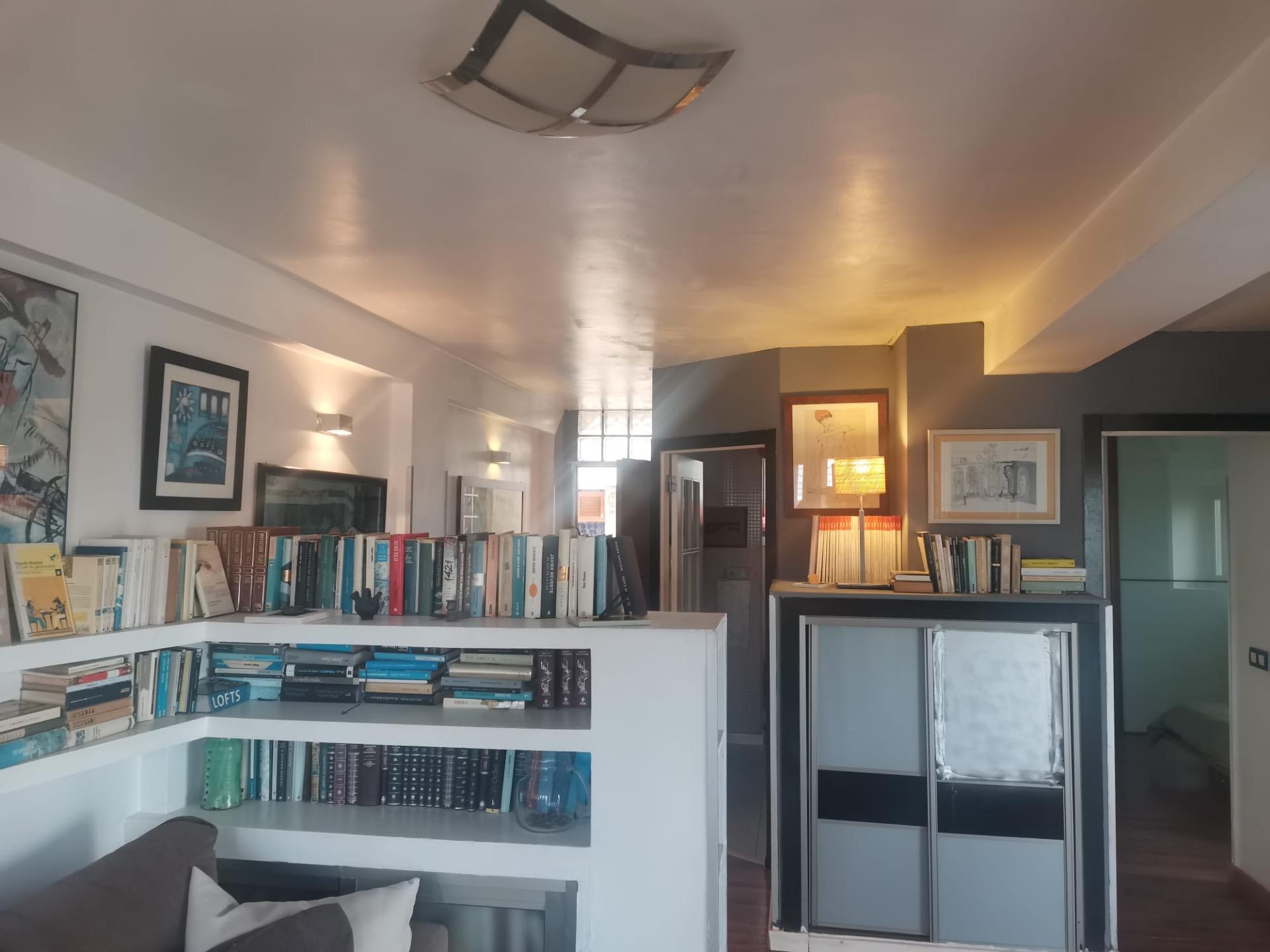 For sale this spacious apartment located in one of the best urbanizations in Torrevieja, Mar Azul