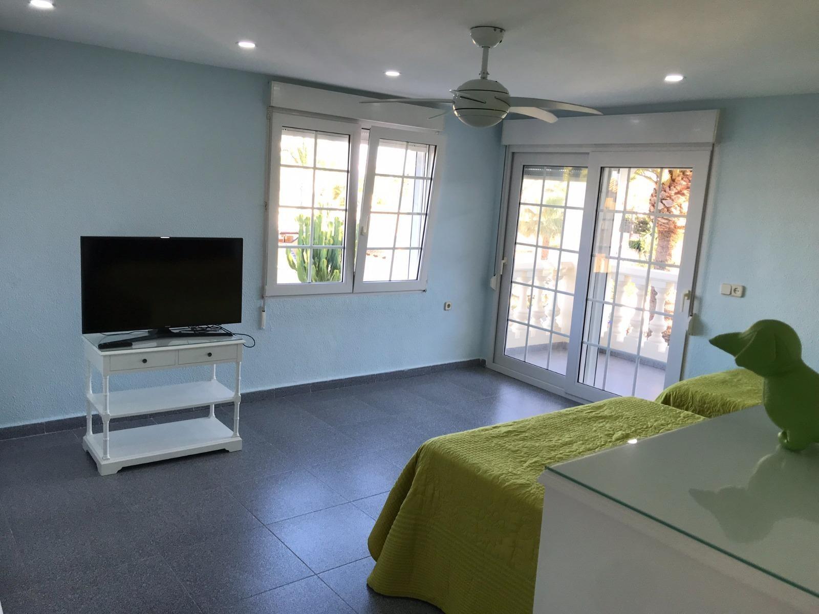 Kitchen in villa for sale in Orihuela Costa