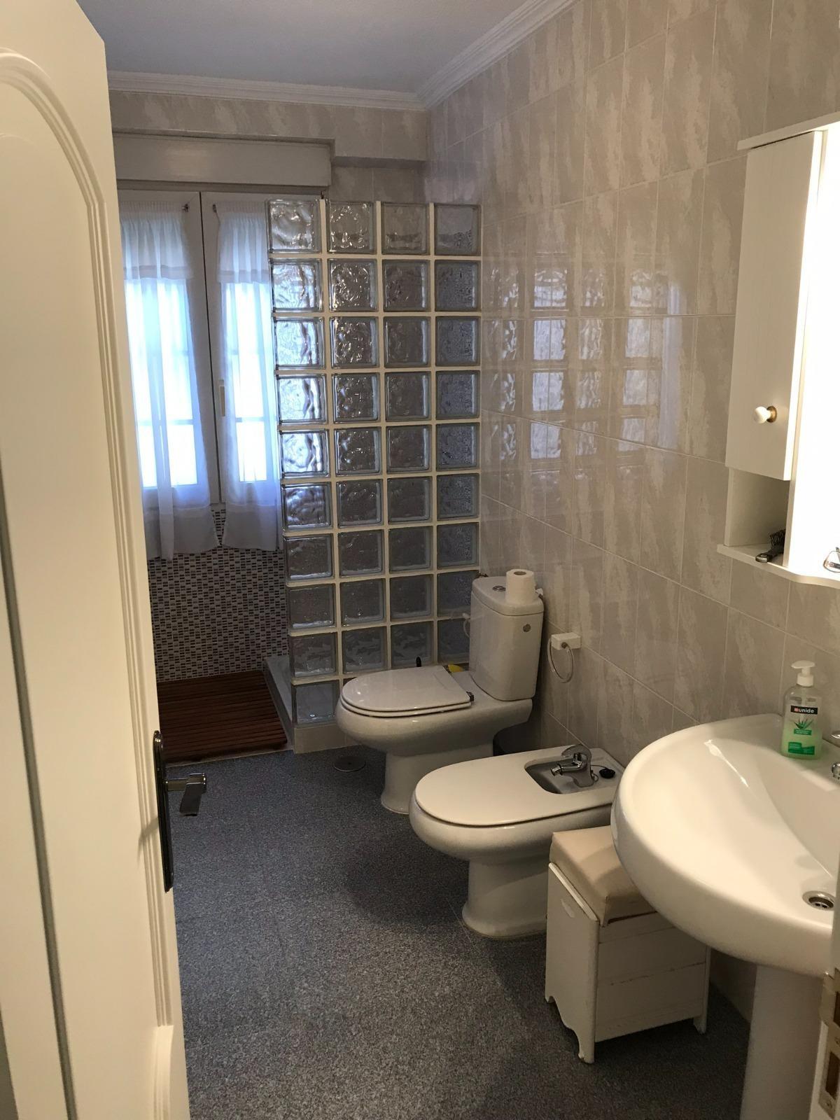 Bathroom in villa for sale in Orihuela Costa