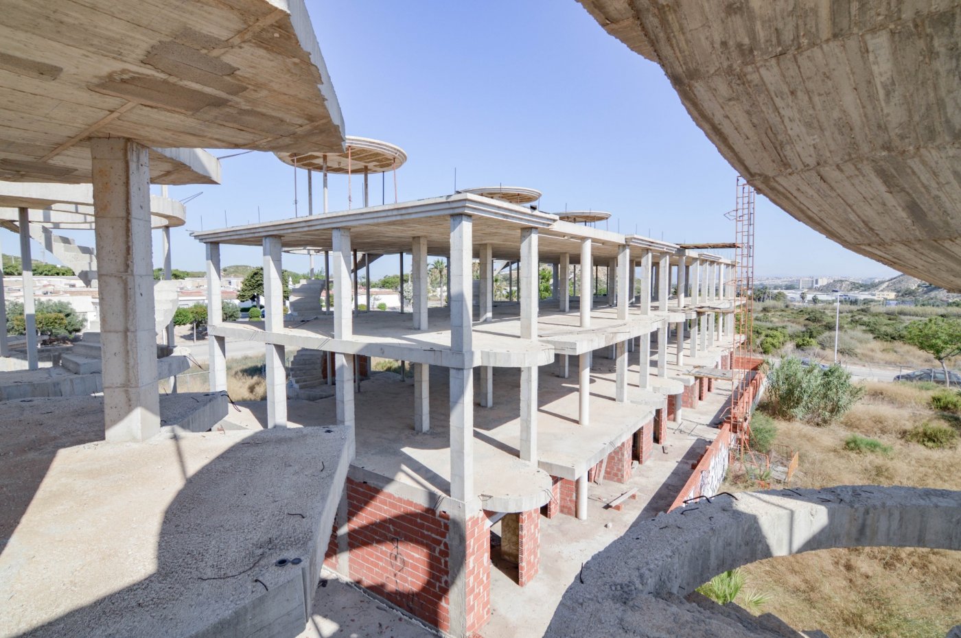 Exterior view in land for sale in Guardamar del Segura