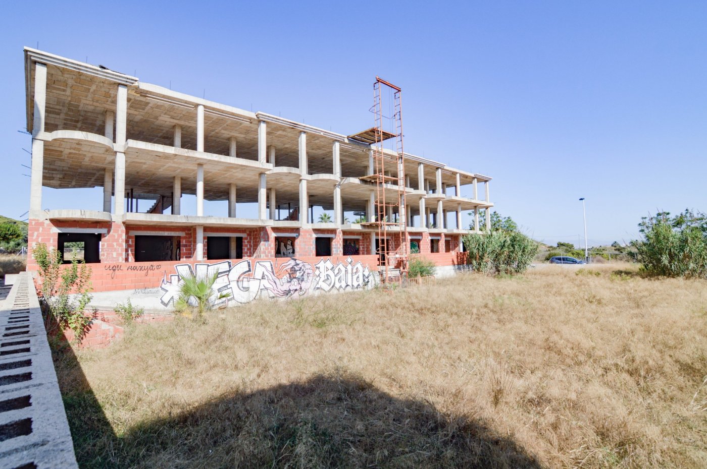 Bedroom in land for sale in Guardamar del Segura