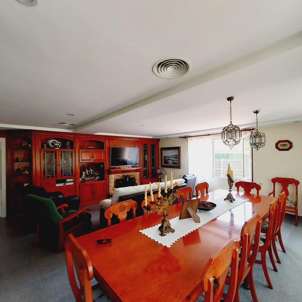 Kitchen in villa for sale in Orihuela Costa