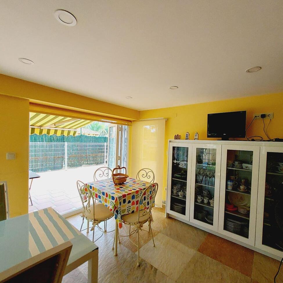 Dining area in villa for sale in Orihuela Costa