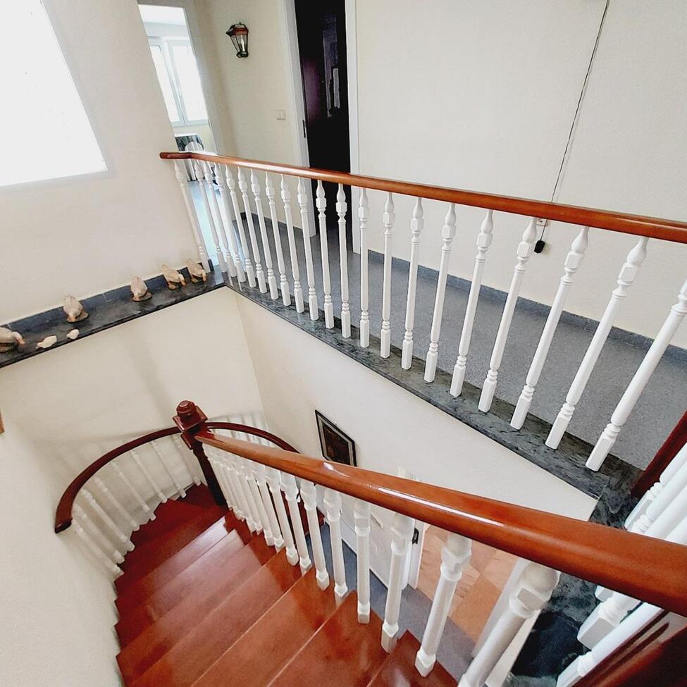 Terrace in villa for sale in Orihuela Costa