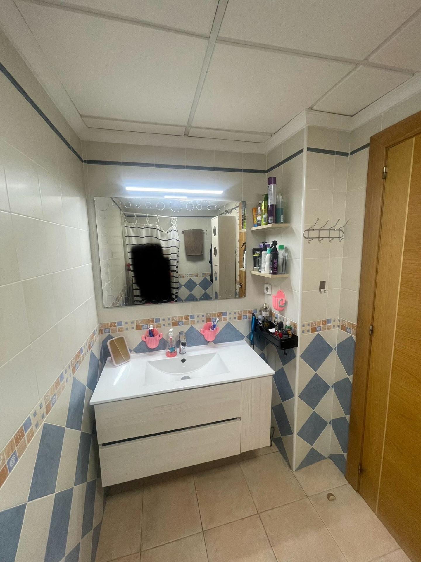 Bedroom in apartment for sale in Beniel