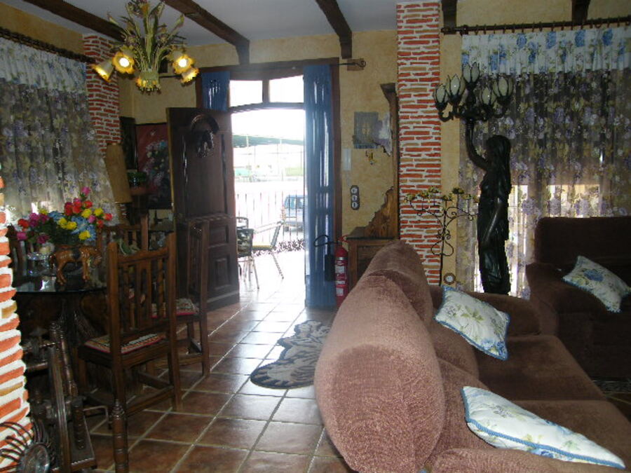 Exterior view in terraced for sale in Daya Nueva
