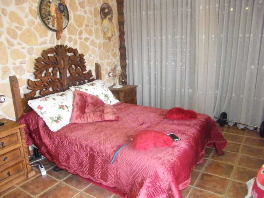 Master bedroom in terraced for sale in Daya Nueva