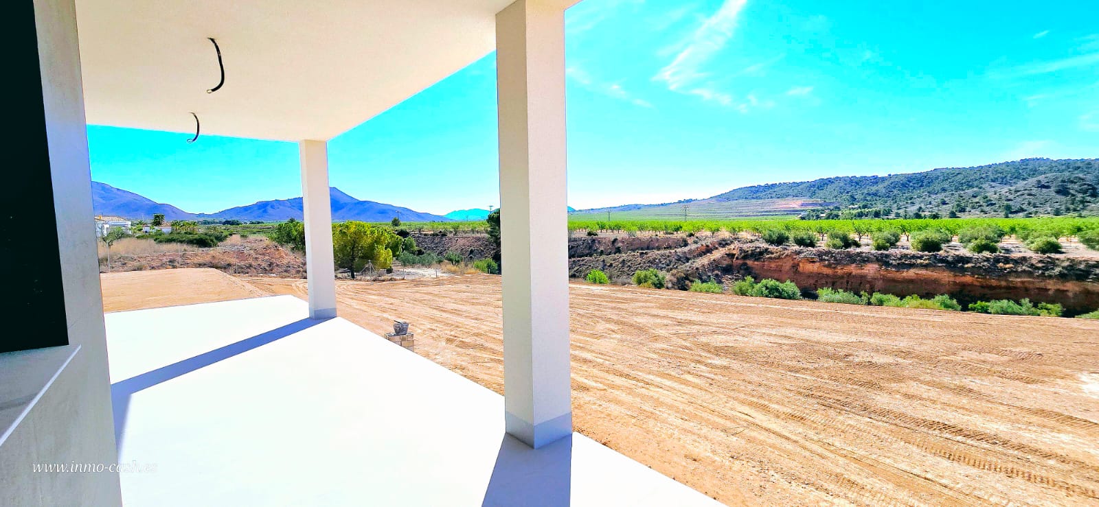 Modern New Build Villa with Mountain Views – Macisvenda AreaThis newly built villa offers 250 m² of