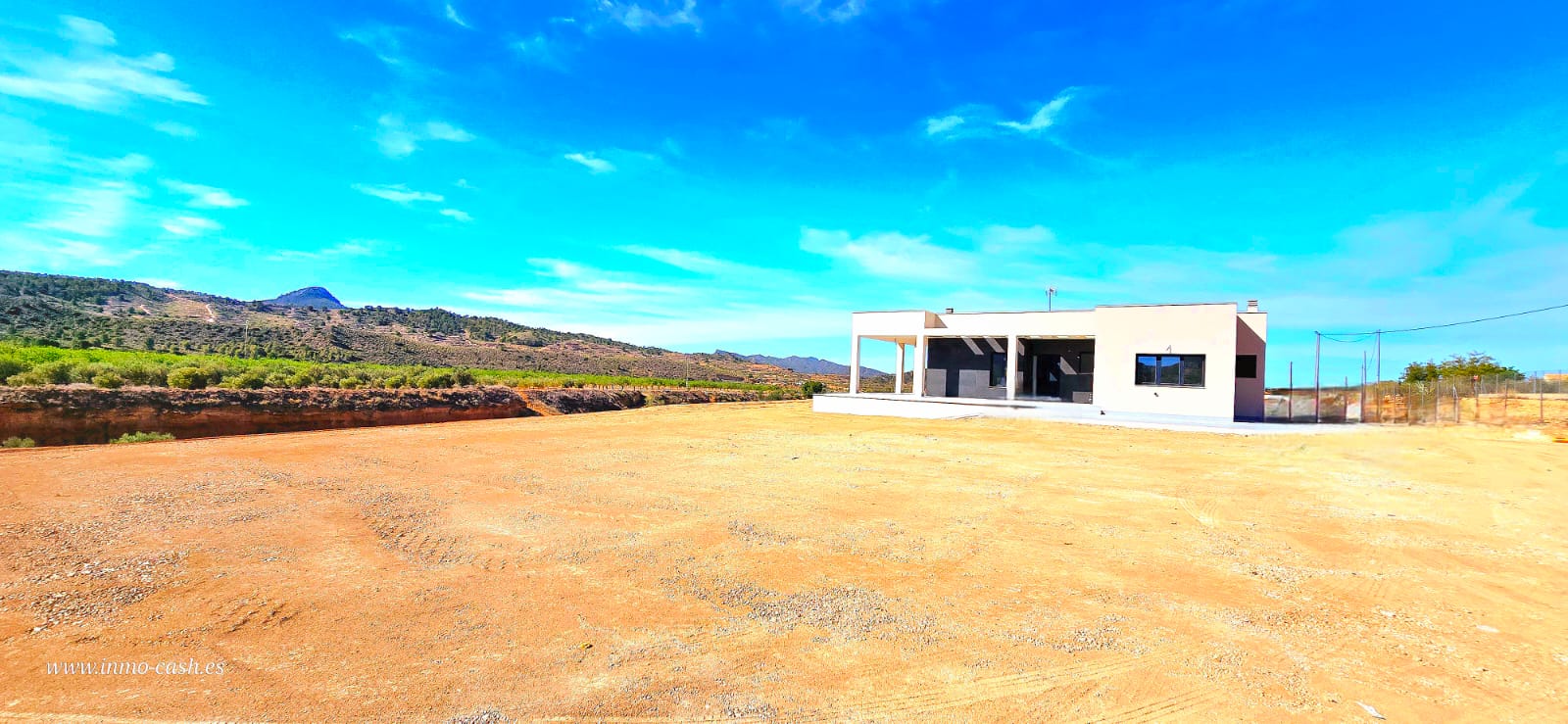 Garden in villa for sale in Macisvenda