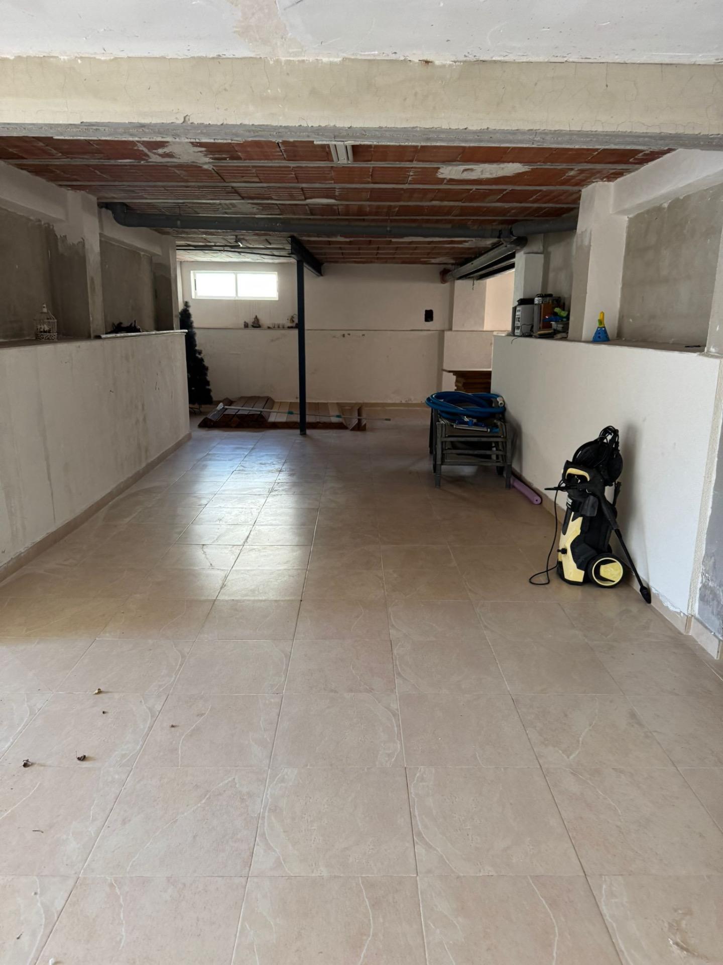 Garden in villa for sale in Torrevieja