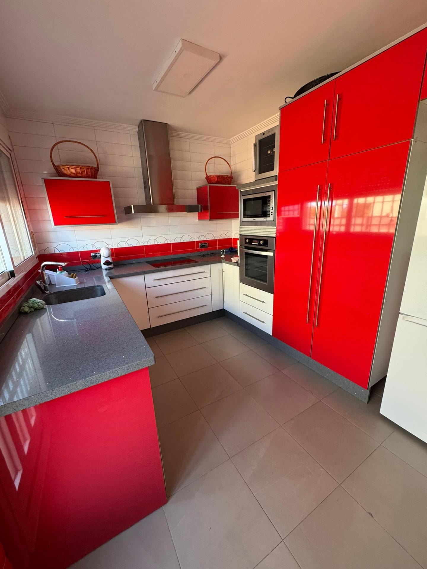 Bedroom in villa for sale in Torrevieja