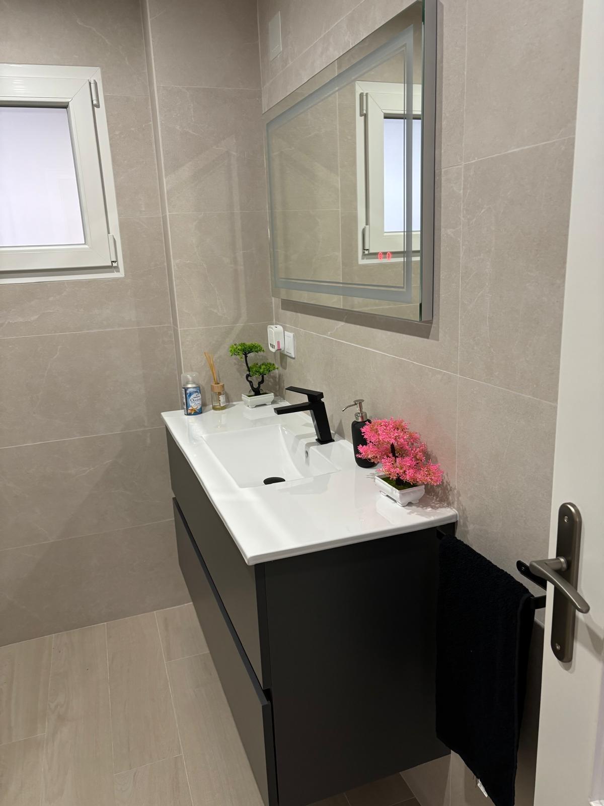 Dining area in apartment for sale in Torrevieja