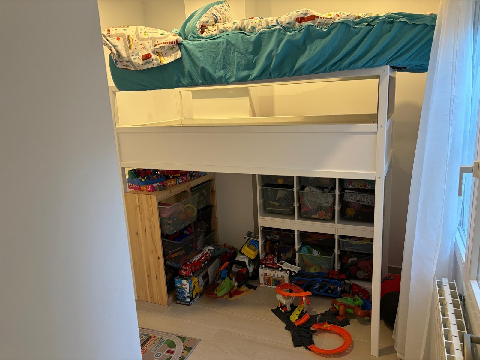 Kitchen in apartment for sale in Torrevieja
