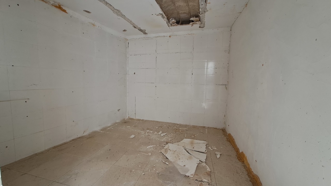 We present this building with charm in Orihuela city