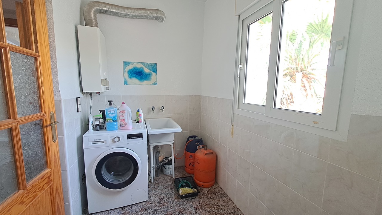 Living room in villa for sale in Villamartin