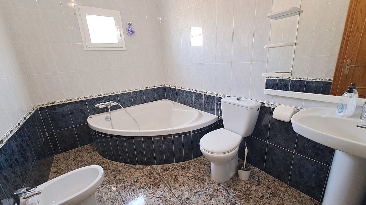 Dining area in villa for sale in Villamartin