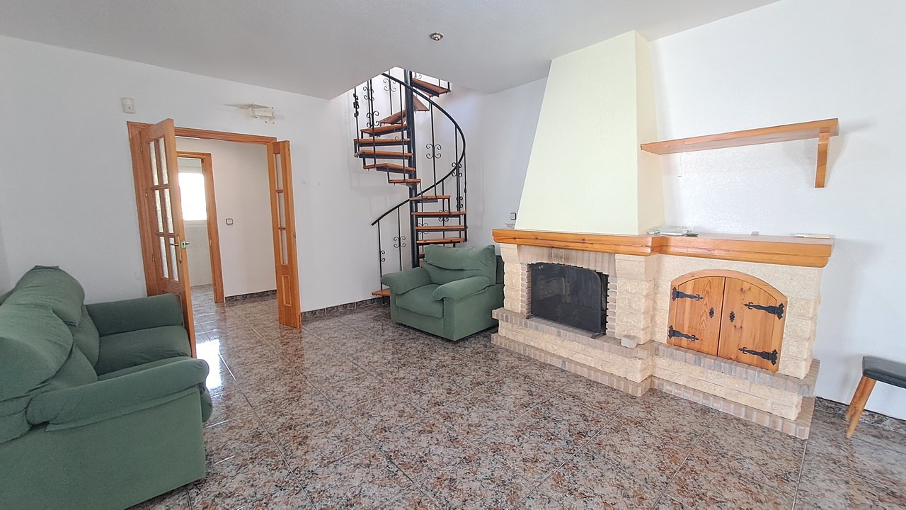 Bedroom in villa for sale in Villamartin