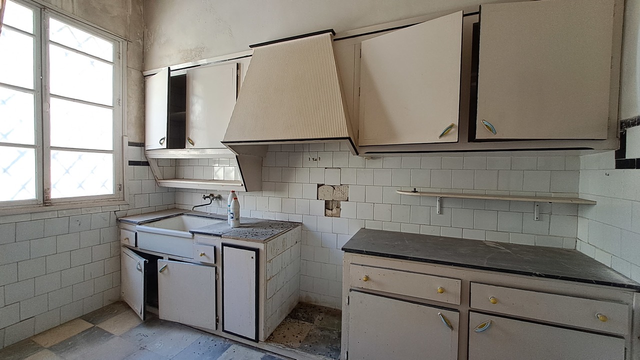 Bedroom in apartment for sale in Orihuela
