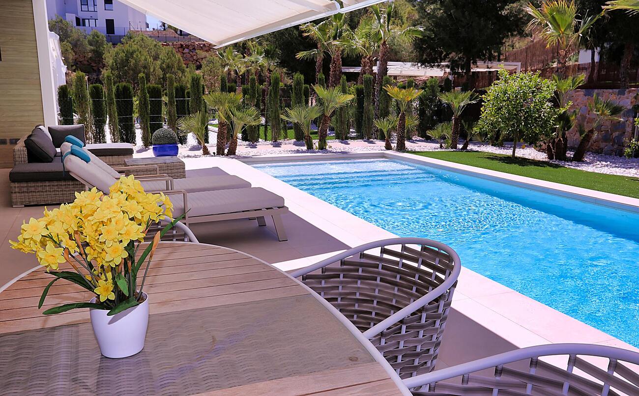 Bathroom in villa for sale in Orihuela