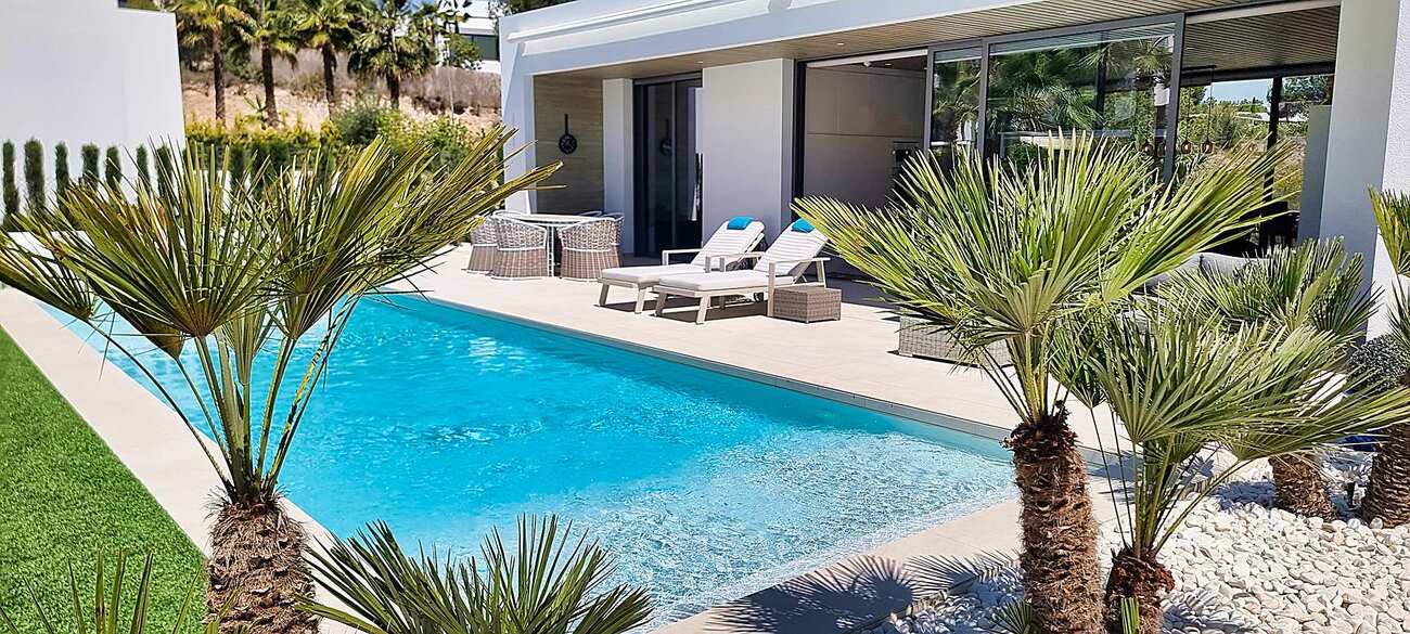 Terrace in villa for sale in Orihuela