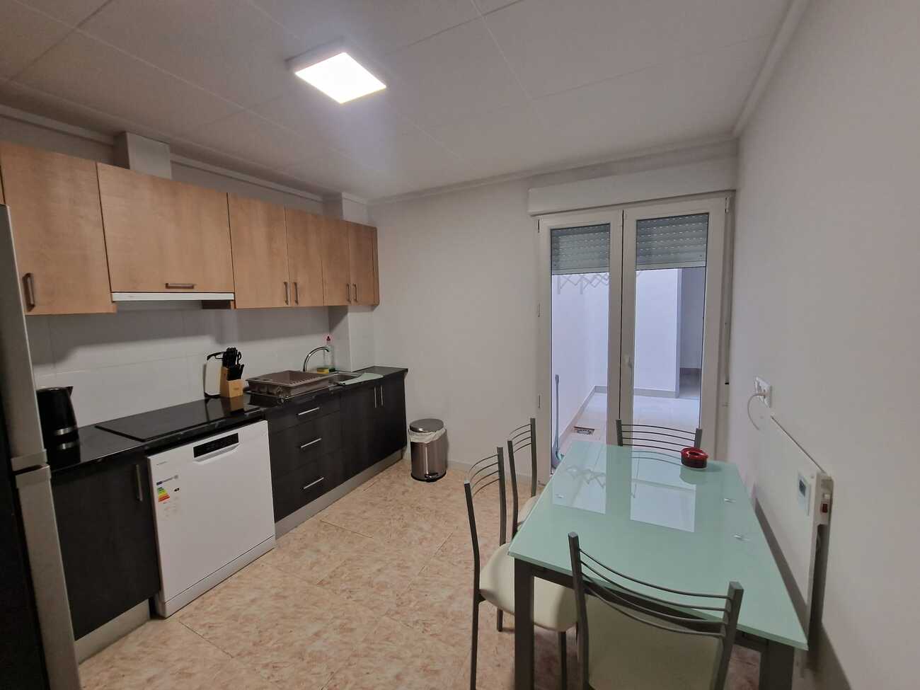 Bedroom in apartment for sale in Torrevieja