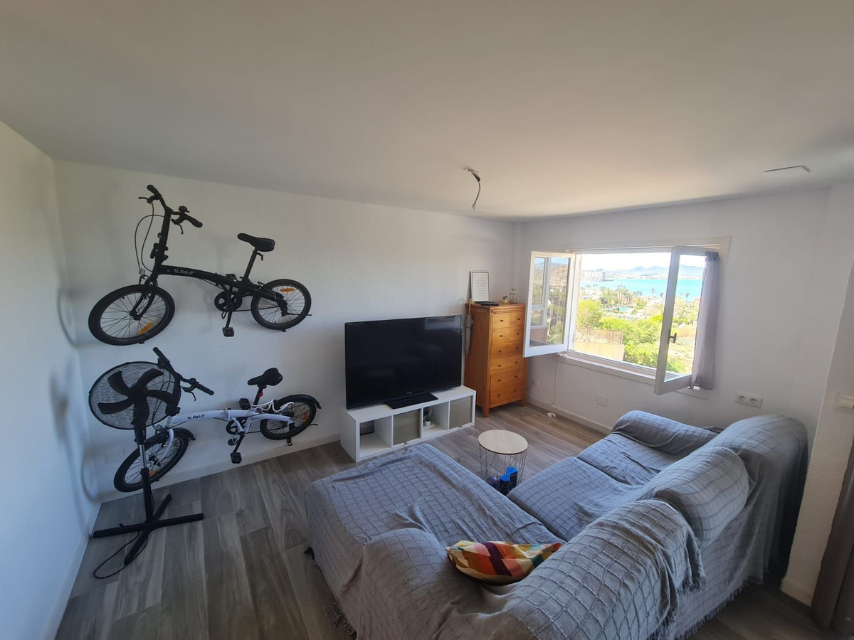 Master bedroom in apartment for sale in La Manga